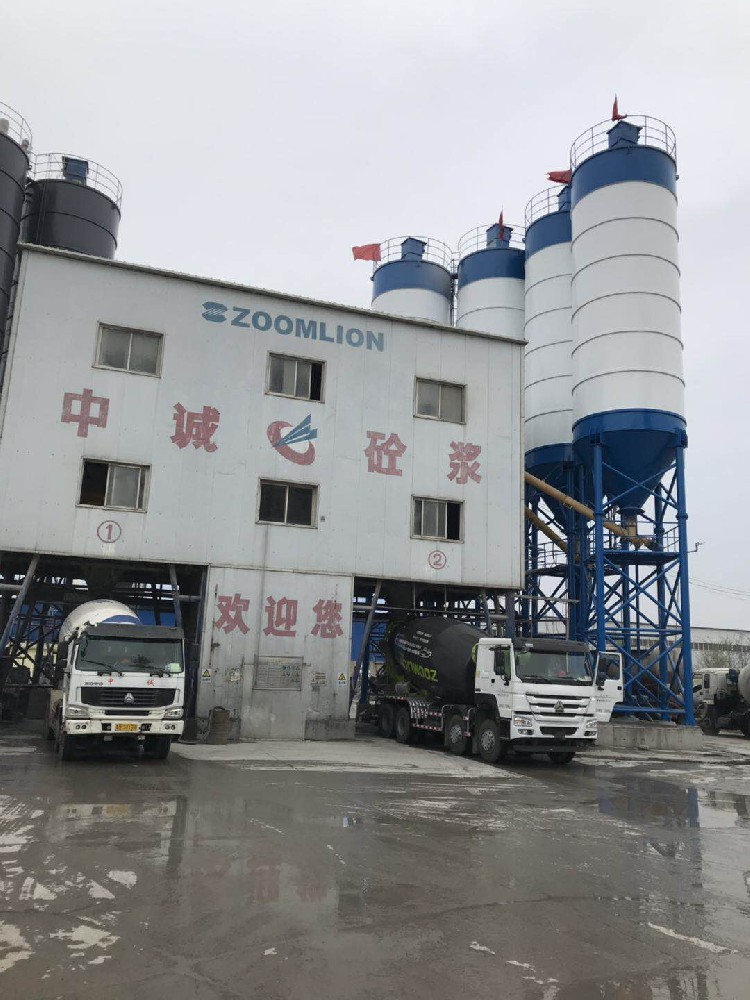 外設(shè)施煥新顏，醇酸專用汽車漆打造持久保護(hù)
