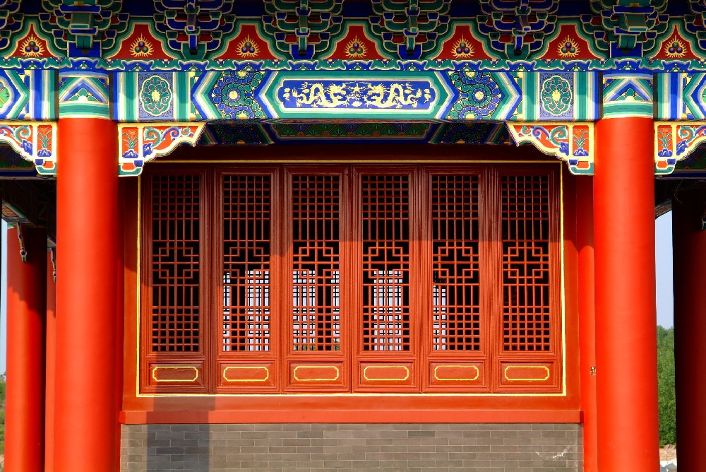 歷史文化遺產(chǎn)的守護(hù)神：晨虹醇酸防銹漆，讓古老記憶煥發(fā)新生